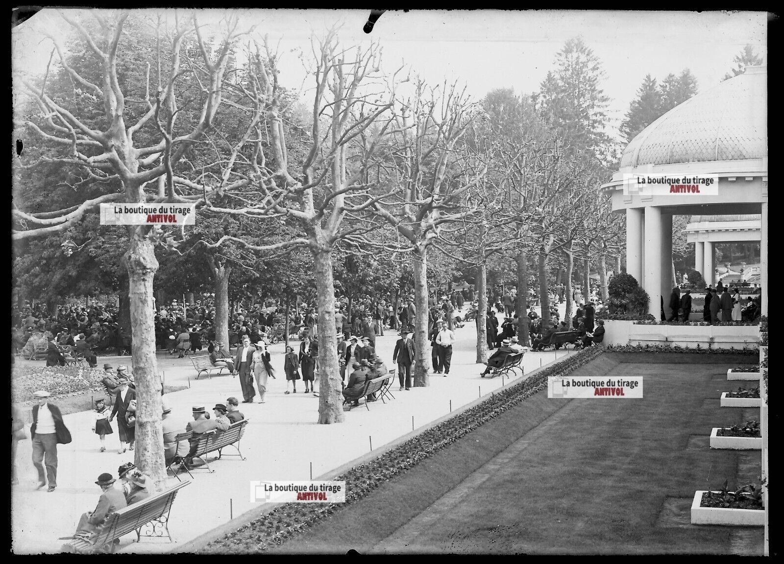 Plaque verre photo ancienne négatif noir et blanc 13x18 cm Vittel galerie therme