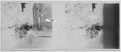 Famille, enfant, Plaque verre photo stéréo, négatif noir & blanc 4,5x10,7 cm