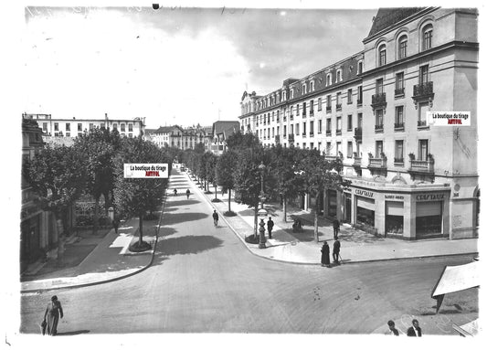 Plaque verre photo ancienne positif noir et blanc 13x18 cm Vittel hôtel Vosges