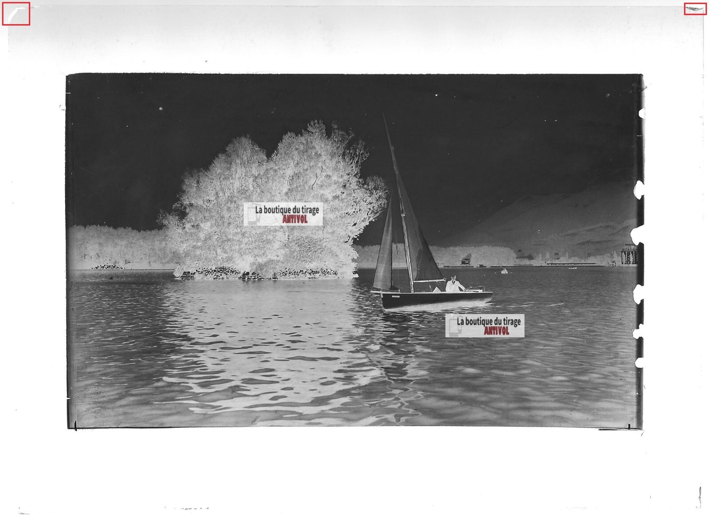 Plaque verre photo négatif noir et blanc 13x18 cm lac Annecy bateau France