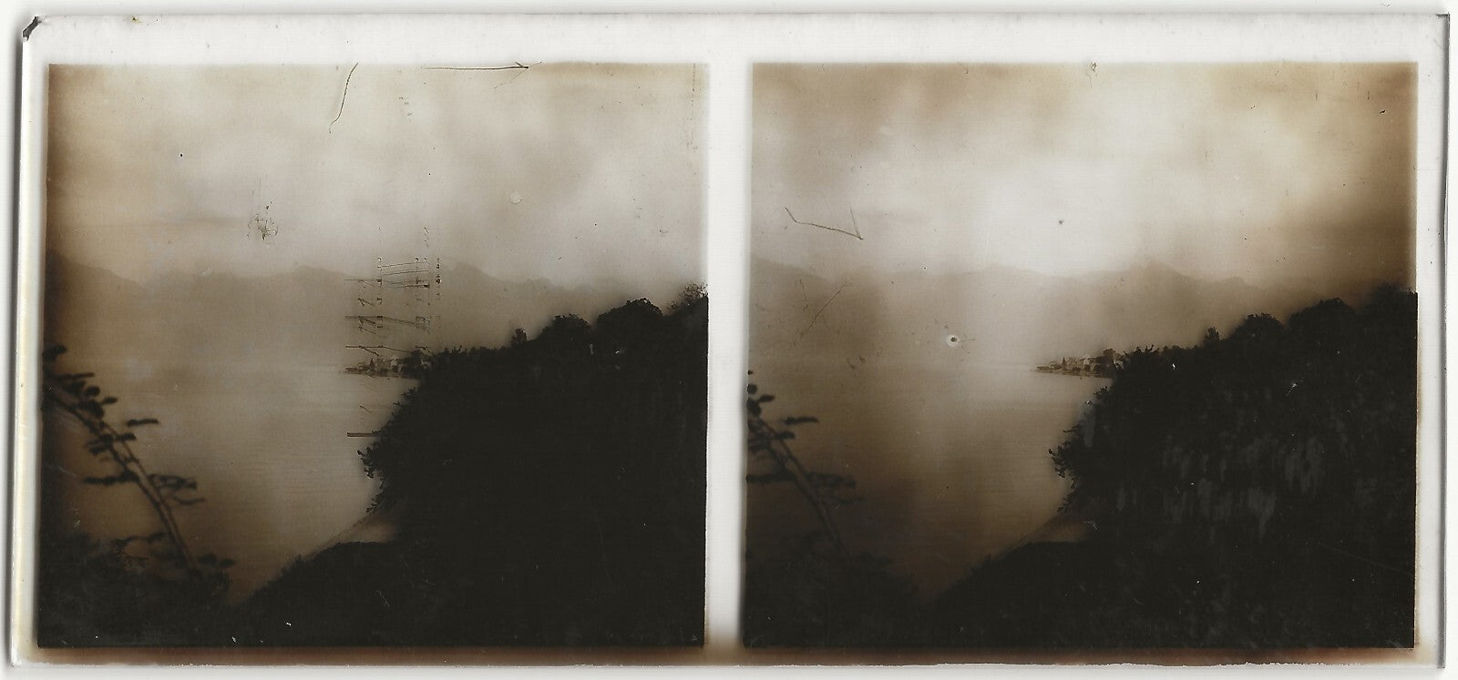 Lac, village, paysage, Plaque verre photo stéréo, positif noir & blanc 6x13 cm