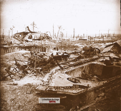 Route de Perthes à Tahure, tanks WW1, plaque verre photo ancienne stéréo 6x13 cm