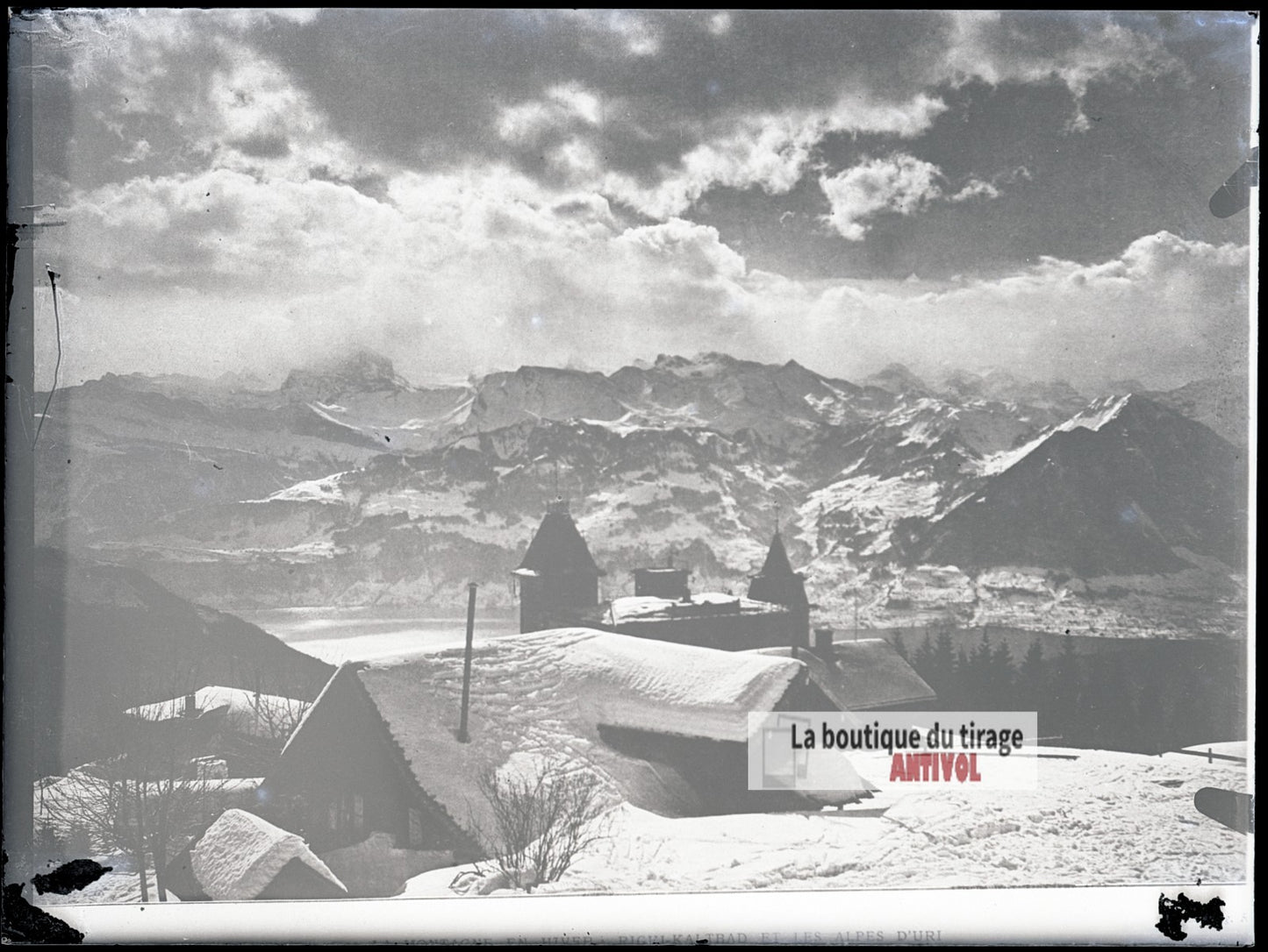 Village des Alpes uranaises, plaque verre photo ancienne, négatif 9x12 cm