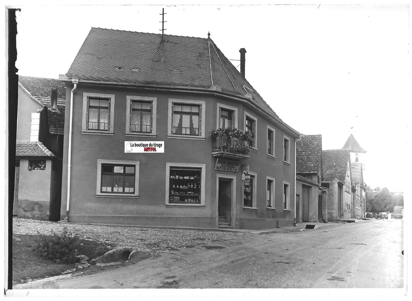 Plaque verre photo ancienne positif noir et blanc 13x18 cm boulangerie épicerie