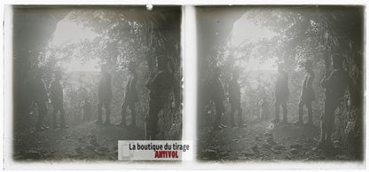 Militaires français, grotte, WW1, plaque verre photo ancienne stéréo 6x13 cm