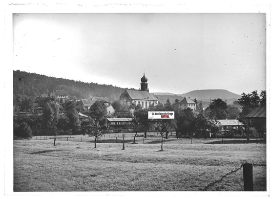 Plaque verre photo ancienne positif noir et blanc 13x18 cm, village en Moselle