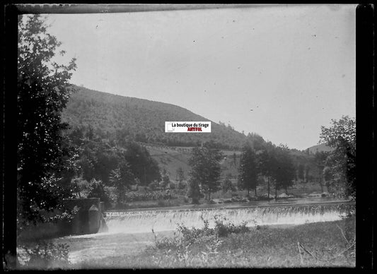 Rivière, eau, France, Plaque verre photo ancienne, négatif noir & blanc 6x9 cm