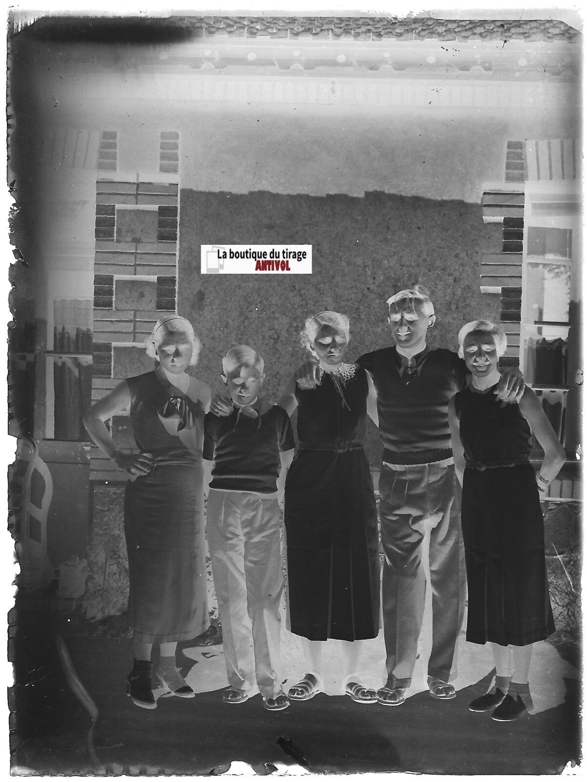 Famille, France, été, Plaque verre photo ancienne, négatif noir & blanc 9x12 cm