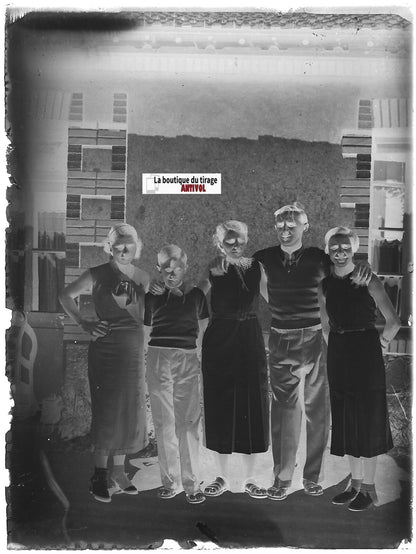 Famille, France, été, Plaque verre photo ancienne, négatif noir & blanc 9x12 cm