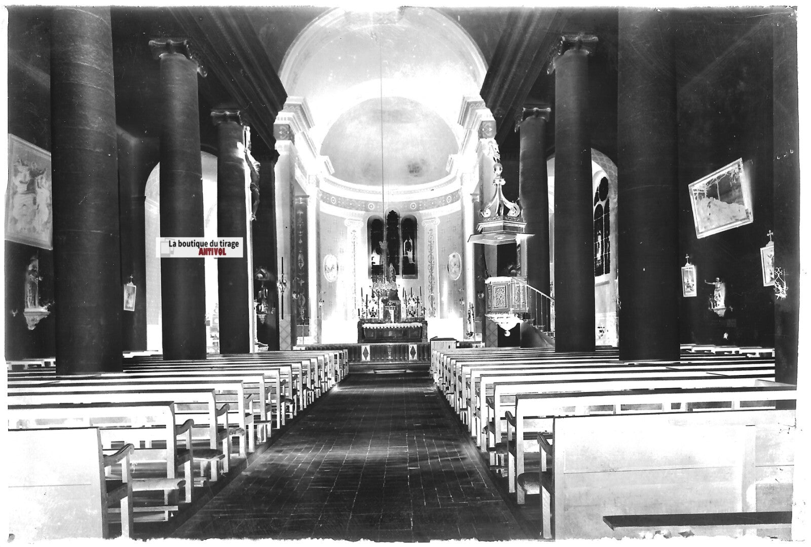 Mont-sous-Vaudrey, église, Plaque verre photo, négatif noir & blanc 10x15 cm
