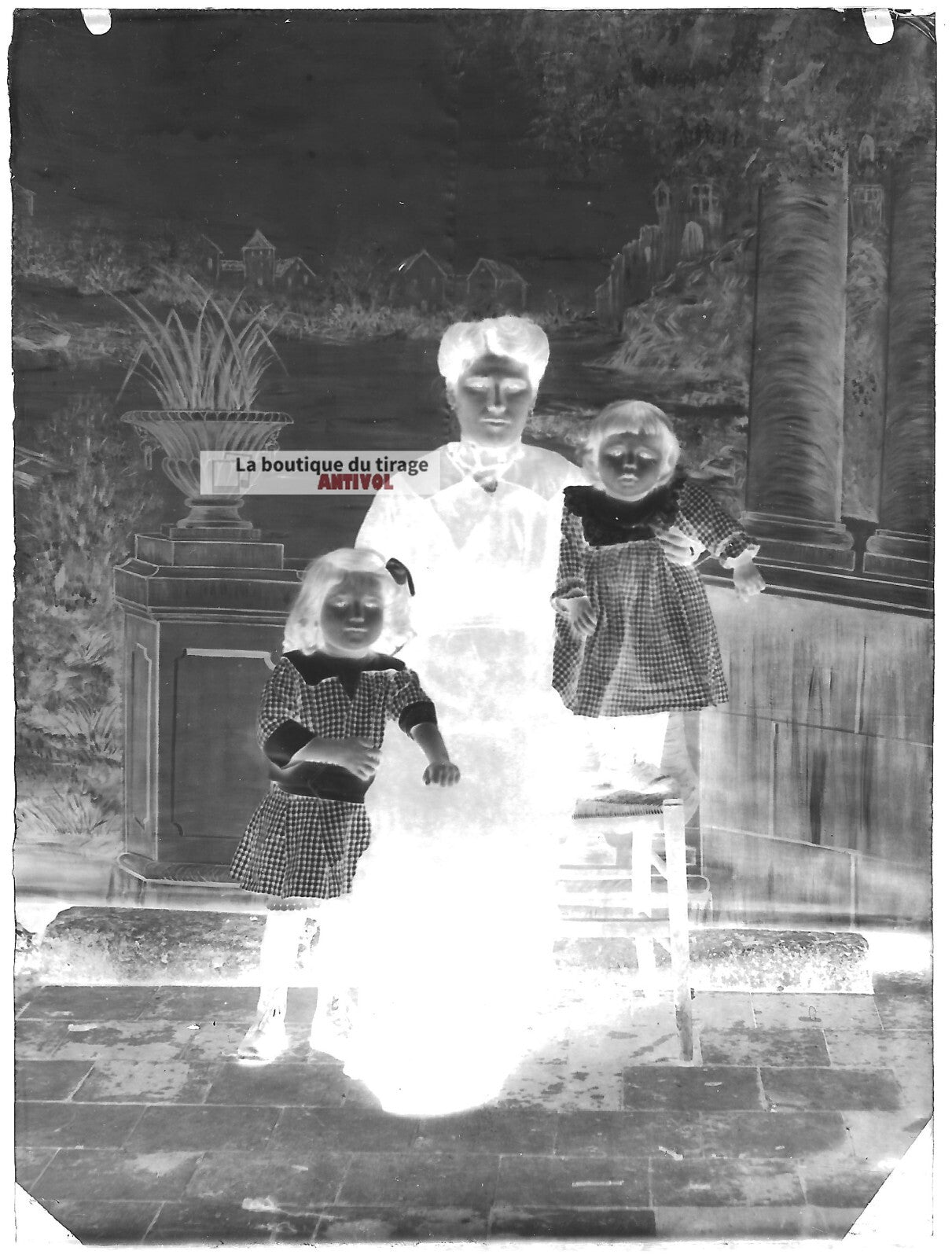 Plaque verre photo ancienne négatif noir et blanc 9x12 cm mère filles enfants 