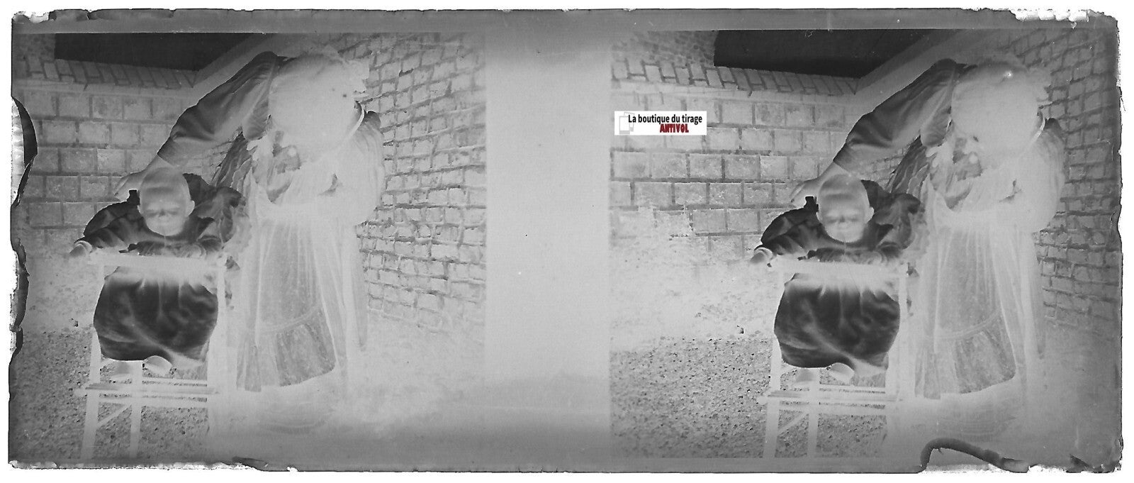 Bébé, Plaque verre photo stéréoscopique, négatif noir & blanc 4,5x10,7 cm