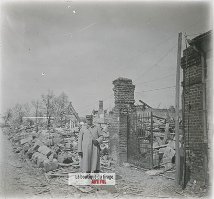 Ruines village, bombardement WW1, plaque verre photo ancienne stéréo 6x13 cm