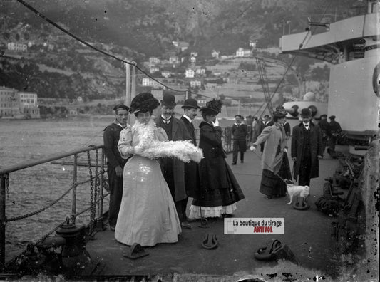 Pont d’un bateau de guerre, plaque verre photo ancienne, négatif 9x12 cm