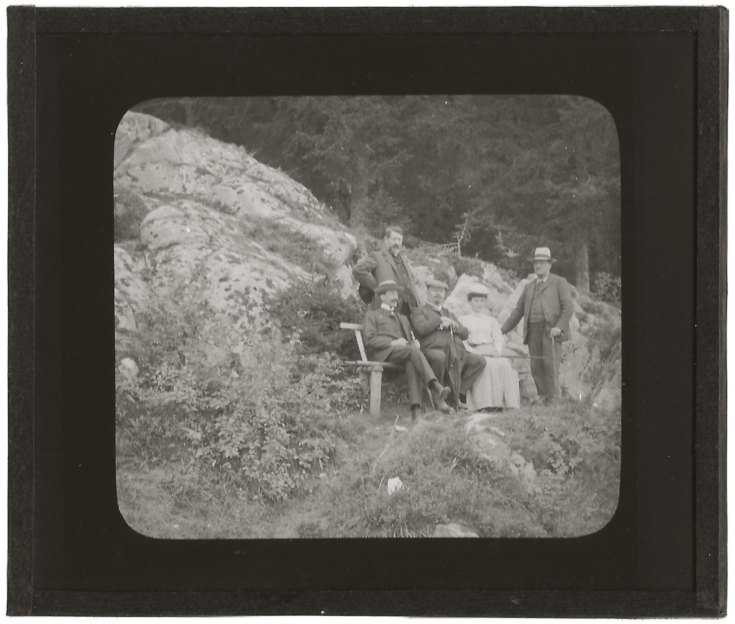 Famille, nature, personnages, photo ancienne plaque de verre, positif 8,5x10 cm