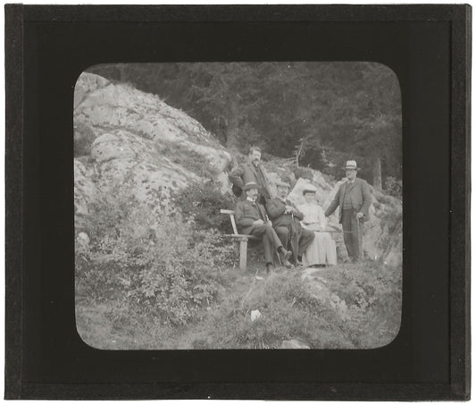 Famille, nature, personnages, photo ancienne plaque de verre, positif 8,5x10 cm