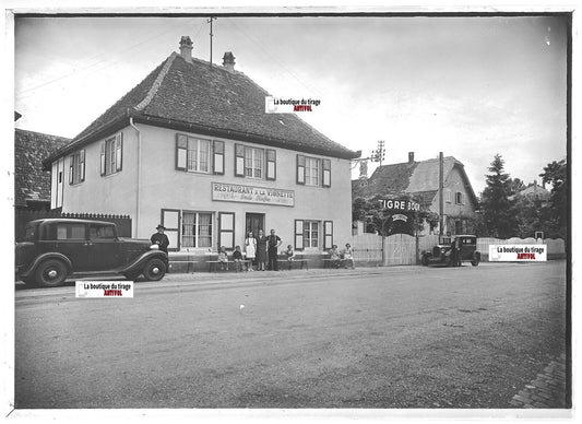 Plaque verre photo ancienne positif noir & blanc 13x18 cm Saint-Pierre voiture