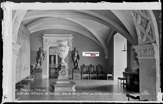 Plaque verre photo négatif noir & blanc 9x14 cm, château de Pau, salle officiers