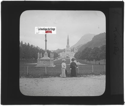 Basilique, Lourdes, photo plaque verre, noir et blanc, positif 8,5x10 cm