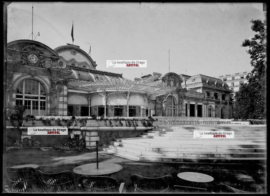 Plaque verre photo ancienne négatif noir et blanc 13x18 cm casino de Vichy