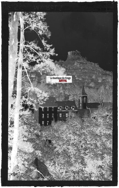 Plaque verre photo ancienne, négatif noir & blanc 9x14 cm, Murol, village