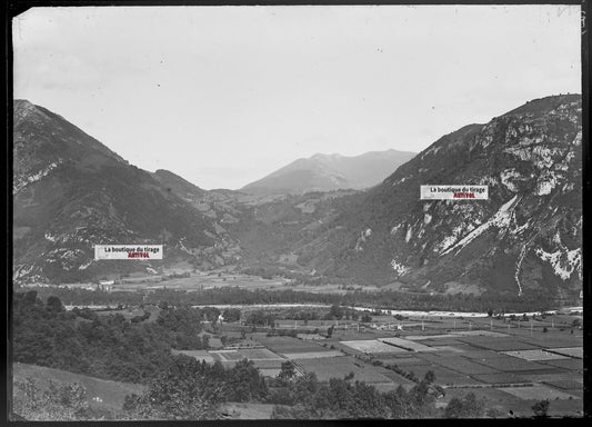 Plaque verre photo ancienne négatif noir et blanc 13x18 cm paysage France Bielle