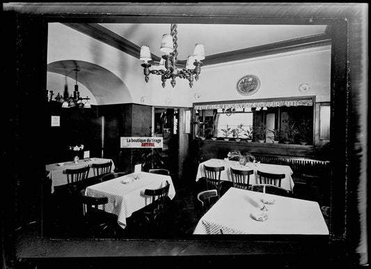 Plaque verre photo ancienne négatif noir et blanc 13x18 cm hôtel Sélestat gare