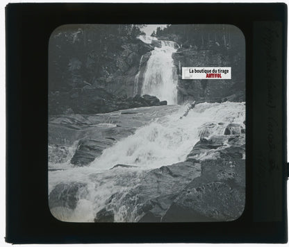 Engadine, cascade, Suisse, photo plaque verre, noir & blanc, positif 8,5x10 cm