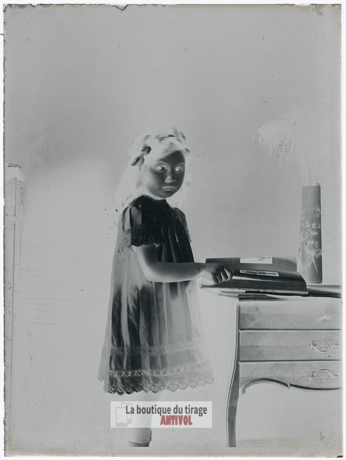 Jeune fille, enfant, personnage, plaque verre, photo ancienne, négatif 9x12 cm