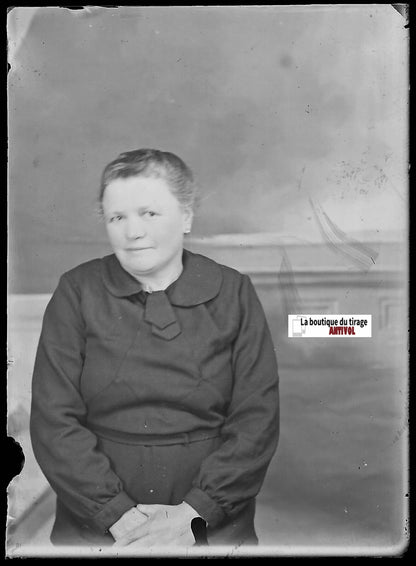 Portrait femme, France, Plaque verre photo, négatif ancien noir & blanc 6x9 cm