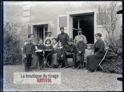 Officiers et civils, famille, plaque verre, photo ancienne, négatif 9x12 cm