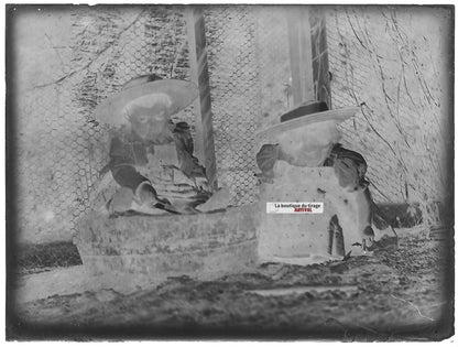 Plaque verre photo ancienne négatif noir et blanc 9x12 cm petites filles jeu