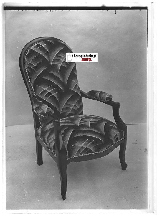 Plaque verre photo ancienne positif noir & blanc 13x18 cm fauteuil vintage