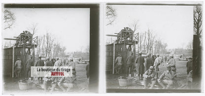 Construction, soldats guerre WW1, plaque verre photo ancienne stéréo 6x13 cm