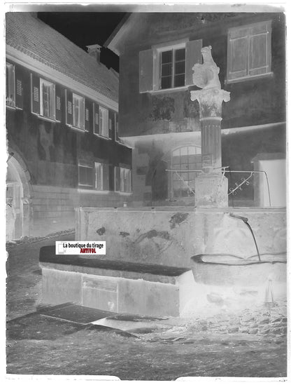 Heiligenstein fontaine, Plaque verre photo, négatif ancien noir & blanc 9x12 cm
