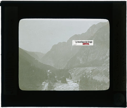 Romanche, Rioupéroux, photo J. Moulin, plaque verre, couleur, positif 8,5x10 cm