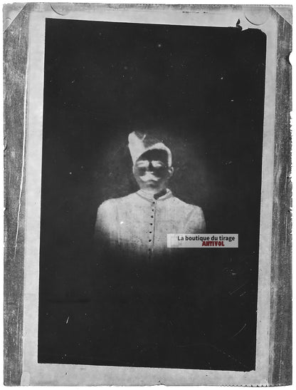 Plaque verre photo ancienne négatif noir et blanc 9x12 cm soldat dessin France 