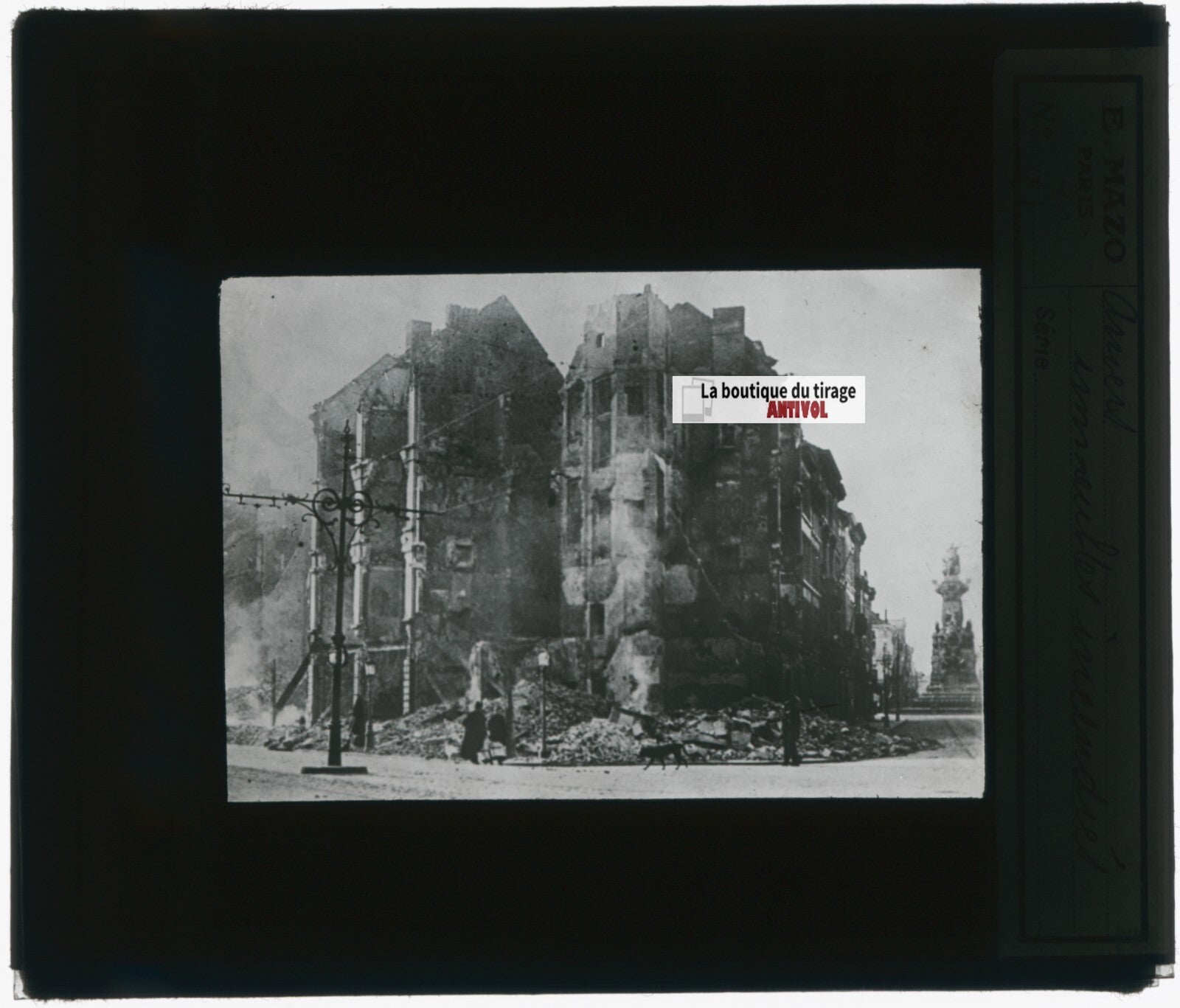 Anvers en flammes, guerre, photo plaque verre, noir & blanc, positif 8,5x10 cm