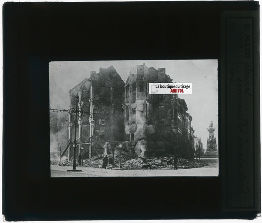 Anvers en flammes, guerre, photo plaque verre, noir & blanc, positif 8,5x10 cm