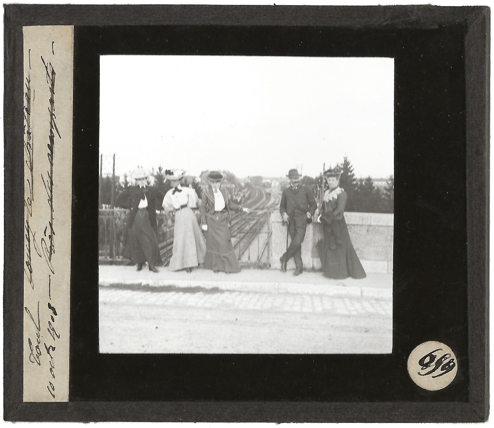 Personnages, Lorraine, Toul, 1903, photo plaque de verre, positif 8,5x10 cm
