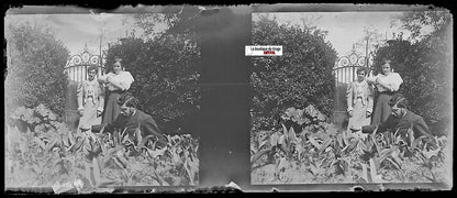 Famille, jardin, Plaque verre photo stéréo, négatif noir & blanc 4,5x10,7 cm