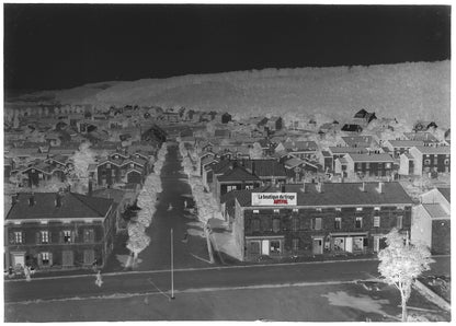 Plaque verre photo ancienne négatif noir et blanc 13x18 cm, ville en France