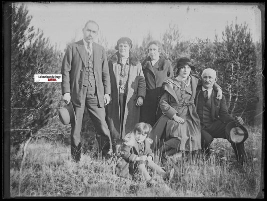 Famille, nature, Plaque verre photo ancienne, négatif noir & blanc 9x12 cm