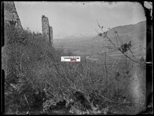 Ruine, montagne, Plaque verre photo ancienne, négatif noir & blanc 9x12 cm