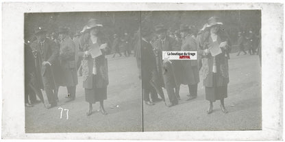 Personnages, Longchamp, Paris, plaque verre stéréoscopique, positif 8,5x17 cm