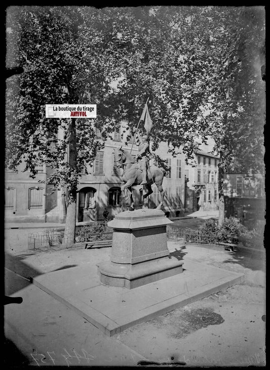 Plaque verre photo ancienne négatif noir et blanc 13x18cm Nancy Jeanne d'Arc