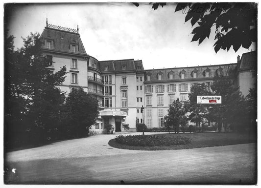 Plaque verre photo ancienne positif noir et blanc 13x18 cm Vittel Vosges palace