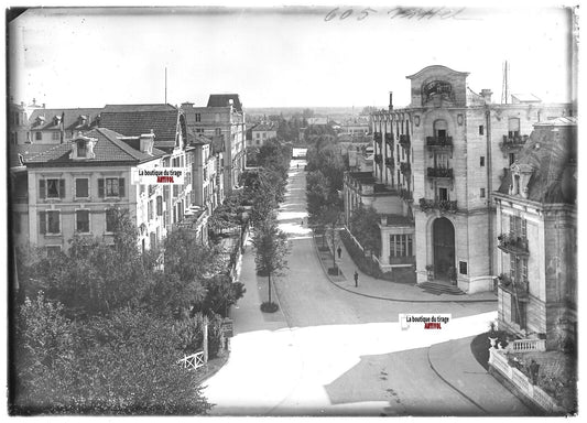 Plaque verre photo ancienne positif noir et blanc 13x18 cm Vittel Hôtel Vosges