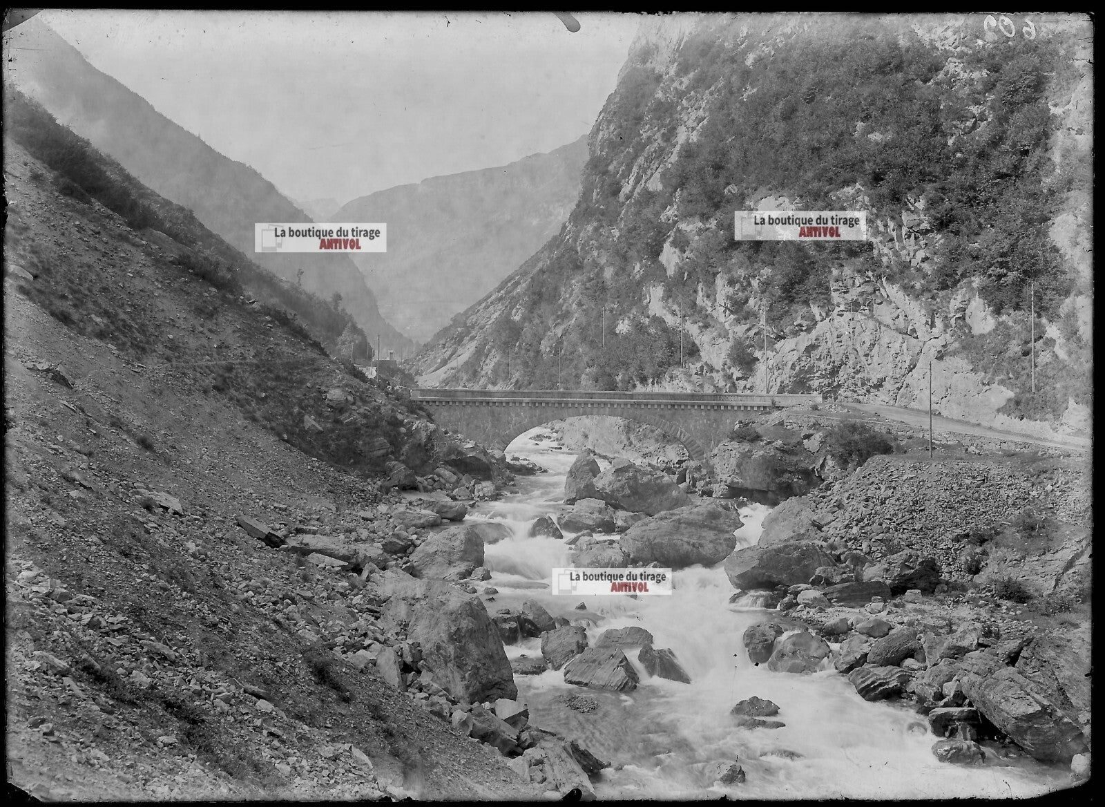 Plaque verre photo ancienne négatif noir et blanc 13x18 cm Haguenau rivière eau