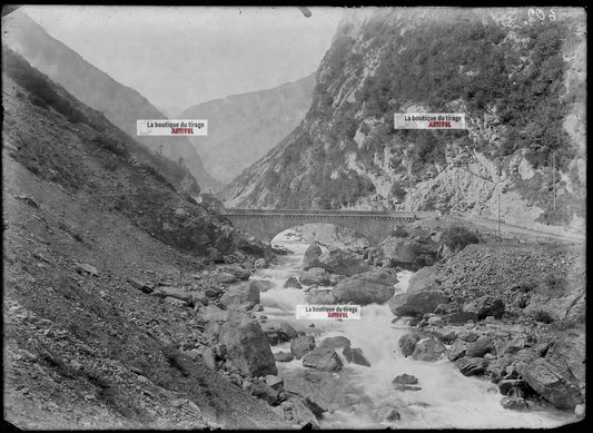 Plaque verre photo ancienne négatif noir et blanc 13x18 cm Haguenau rivière eau